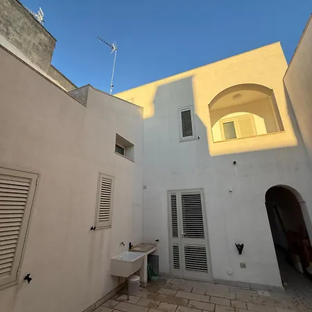 Tempi Nosci Affittacamere Corsano (Apulia)