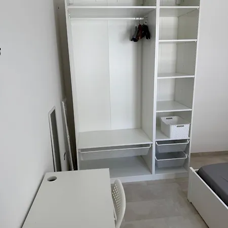 Tempi Nosci 게스트하우스 3*