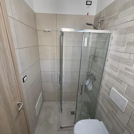 Πανσιόν Tempi Nosci